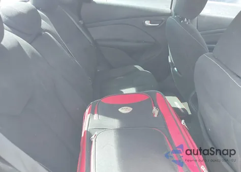 2013 Dodge Dart Sxt z USA, uszkodzony, nr VIN 1C3CDFBA7DD181997